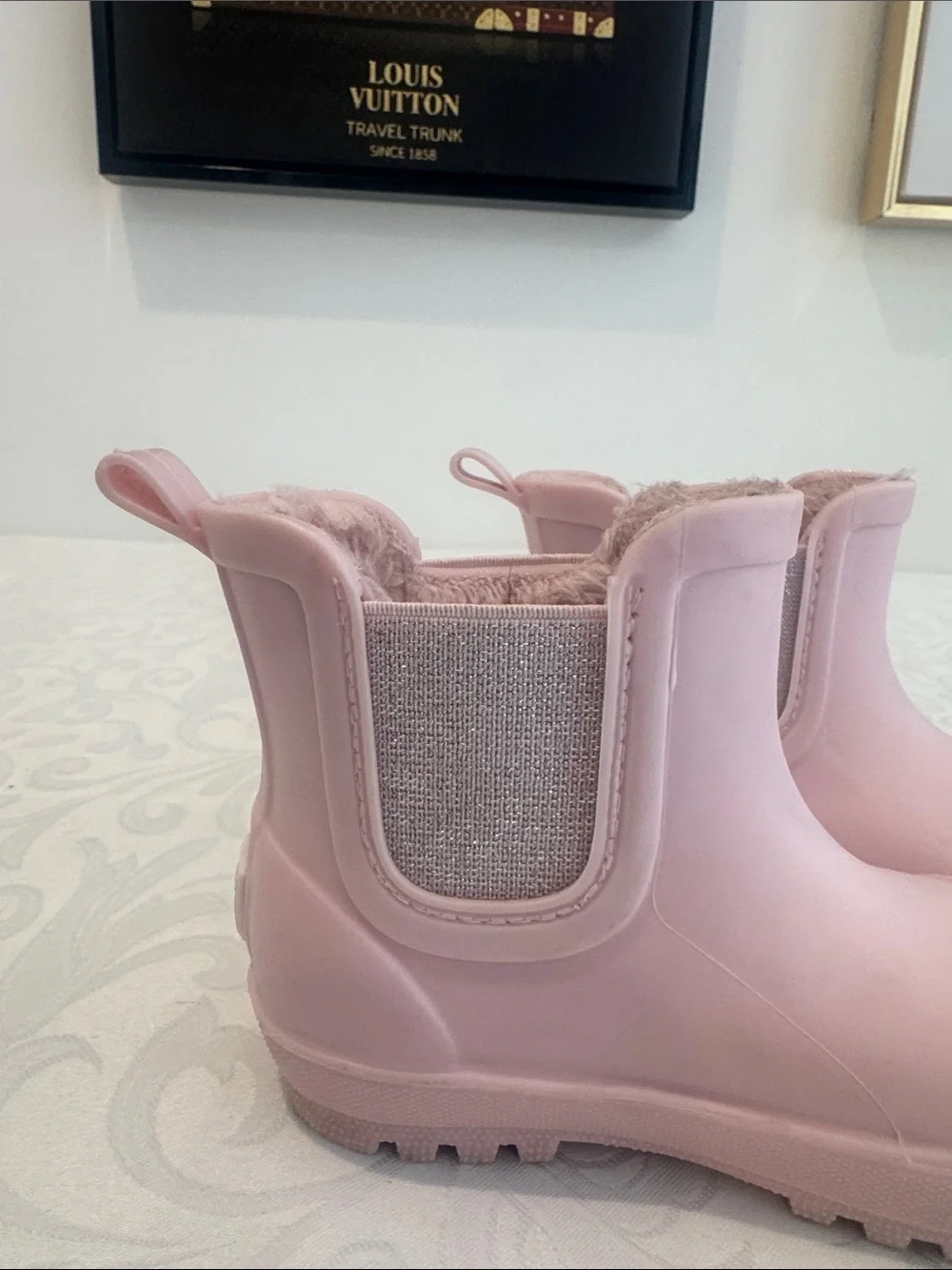 BearPaw soft pink